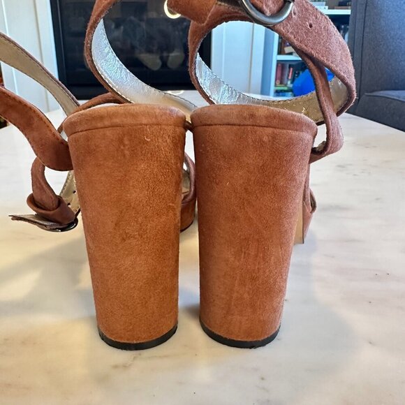 BCBG Maxazria Platform Brown Suede Criss Cross Sandal Heels Wedding Guest 39.5 - Picture 7 of 8